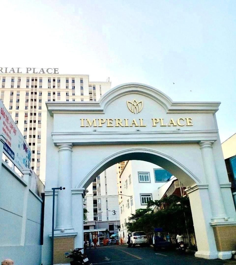 Can Ho Imperial Place Хошимин Екстериор снимка